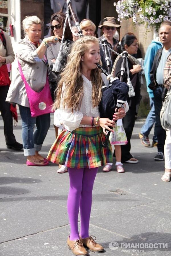 Todos los géneros teatrales en el festival Fringe en Edimburgo  - Sputnik Mundo