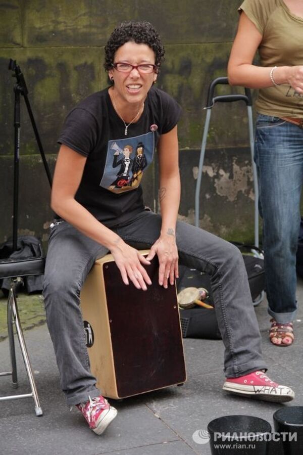 Todos los géneros teatrales en el festival Fringe en Edimburgo  - Sputnik Mundo