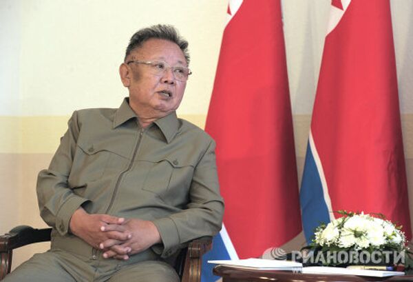 Dmitri Medvédev y Kim Jong-il sostienen encuentro en república rusa de Buriatia - Sputnik Mundo