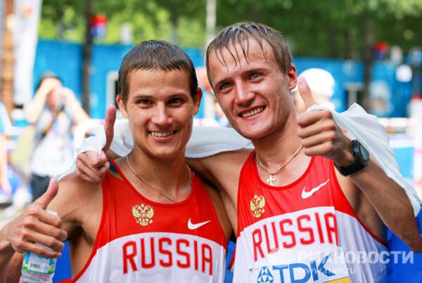 Oro y plata para Rusia en la marcha de 20 kilómetros en el Mundial de Atletismo 2011 - Sputnik Mundo