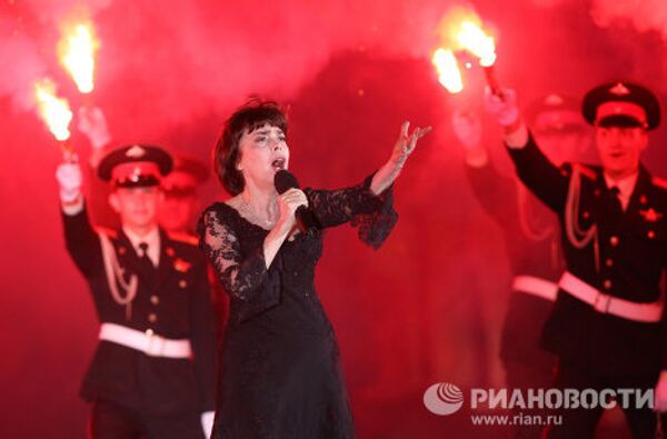 Espectacular inauguración del festival “Torre Spasskaya” - Sputnik Mundo