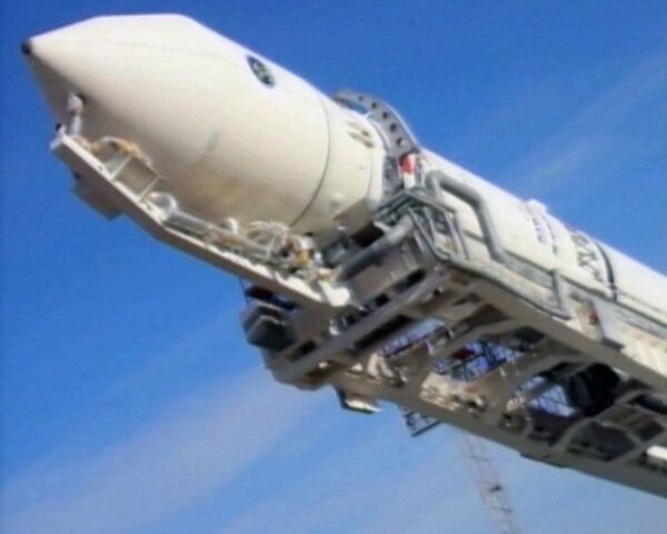 Rusia reanudará a corto plazo los lanzamientos de cohetes “Soyuz” y “Proton” - Sputnik Mundo