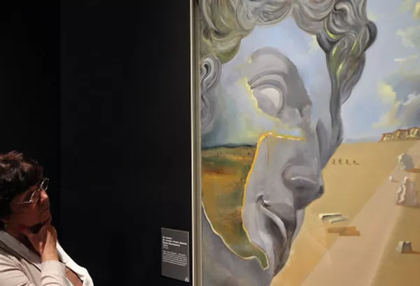 Estoy delirando, entonces existo”. Exposición de Dalí en Moscú Estoy delirando, entonces existo”. Exposición de Dalí en Moscú - Sputnik Mundo