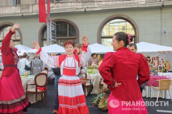 Banquete Eslavo 2011 se desarrolló en Moscú - Sputnik Mundo