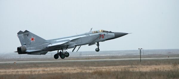 Un caza MiG-31 (archivo) - Sputnik Mundo
