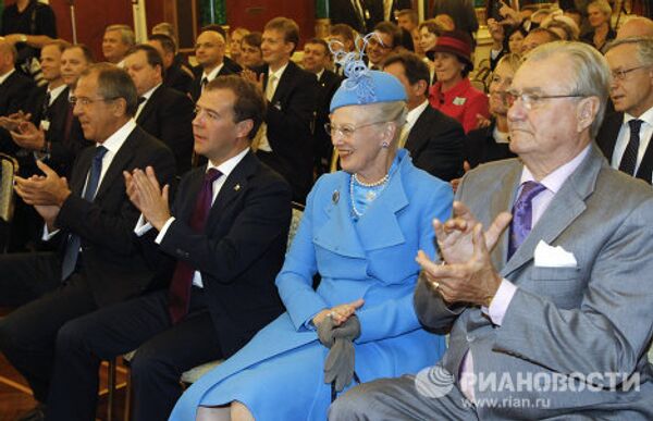 El presidente de Rusia recibe a la reina de Dinamarca - Sputnik Mundo