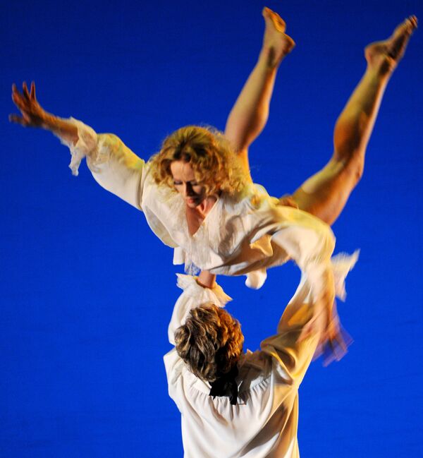 Kremlin Gala. Estrellas del ballet mundial actúan bajo estrellas del Kremlin - Sputnik Mundo