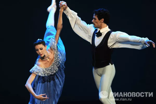 Kremlin Gala. Estrellas del ballet mundial actúan bajo estrellas del Kremlin Kremlin Gala. Estrellas del ballet mundial actúan bajo estrellas del Kremlin - Sputnik Mundo