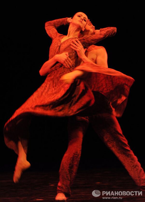 Kremlin Gala. Estrellas del ballet mundial actúan bajo estrellas del Kremlin - Sputnik Mundo