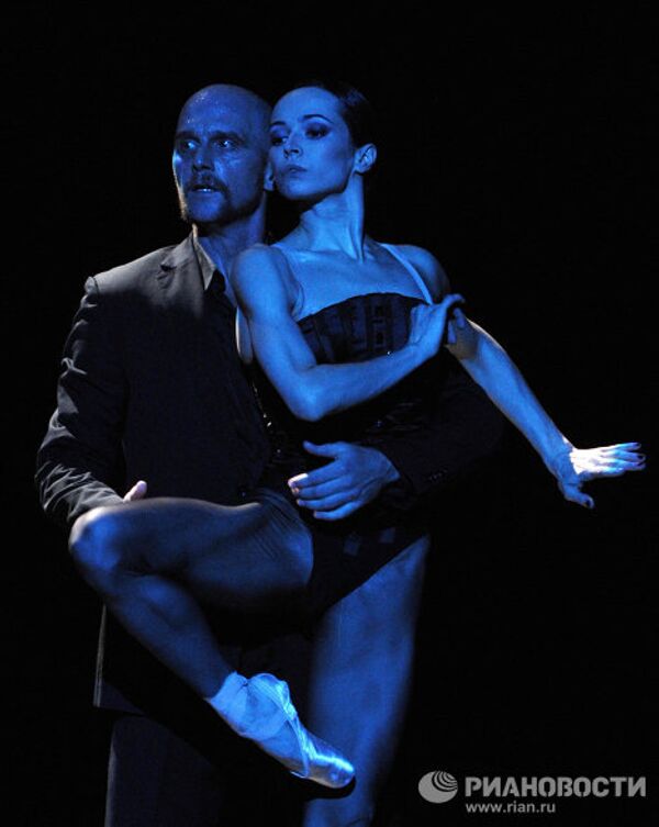 Kremlin Gala. Estrellas del ballet mundial actúan bajo estrellas del Kremlin - Sputnik Mundo