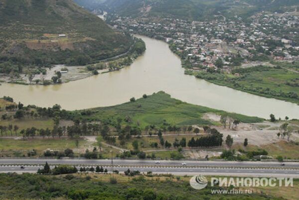 Fotoviaje con RIA Novosti: la carretera militar georgiana - Sputnik Mundo