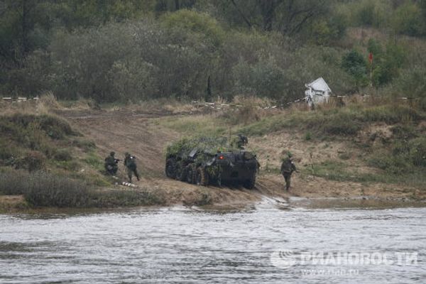 Ejercicios militares ruso-bielorrusos “Escudo de la Unión 2011” - Sputnik Mundo