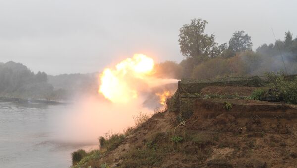 Maniobras conjuntas de Rusia y Bielorrusia (archivo) - Sputnik Mundo