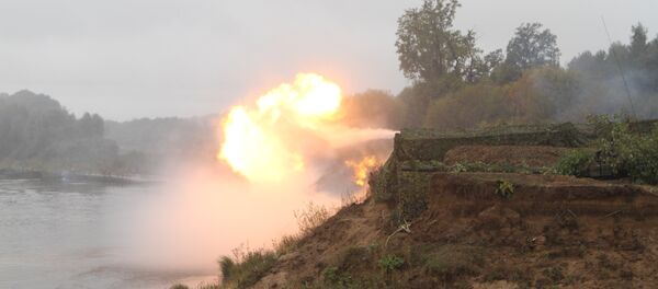 Maniobras conjuntas de Rusia y Bielorrusia (archivo) - Sputnik Mundo