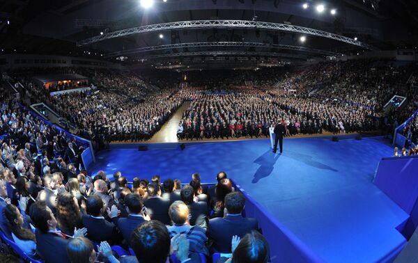 Putin será candidato del partido oficialista Rusia Unida en los comicios presidenciales en 2012 - Sputnik Mundo