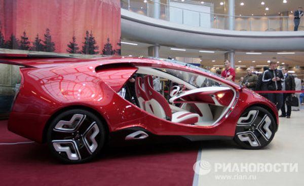 Presentación de nuevos coches E-móvil en San Petersburgo - Sputnik Mundo