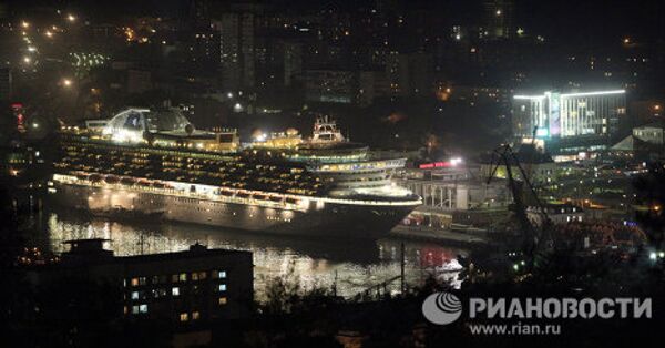 Crucero de lujo Diamond Princess en Vladivostok - Sputnik Mundo