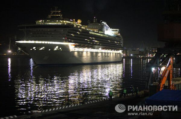 Crucero de lujo Diamond Princess en Vladivostok - Sputnik Mundo