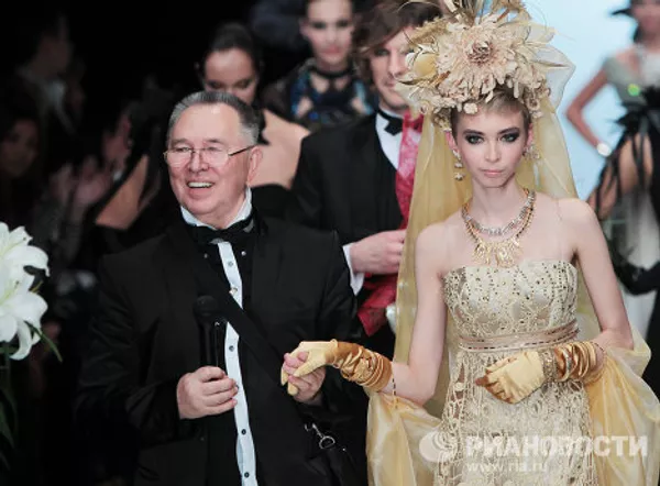 Colección del diseñador ruso Slava Záitsev abre la Semana de la Moda de Moscú Colección del diseñador ruso Slava Záitsev abre la Semana de la Moda de Moscú - Sputnik Mundo