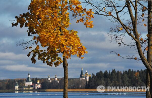 La fascinante arquitectura y maravillosa naturaleza de la cuidad rusa de Valdái - Sputnik Mundo