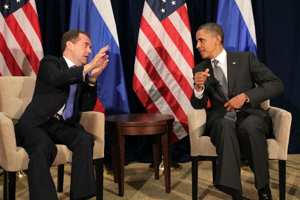 mitri Medvédev y Barack Obama - Sputnik Mundo