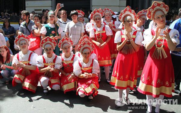 Festival “Madrecita Rusia” se celebra en Buenos Aires - Sputnik Mundo