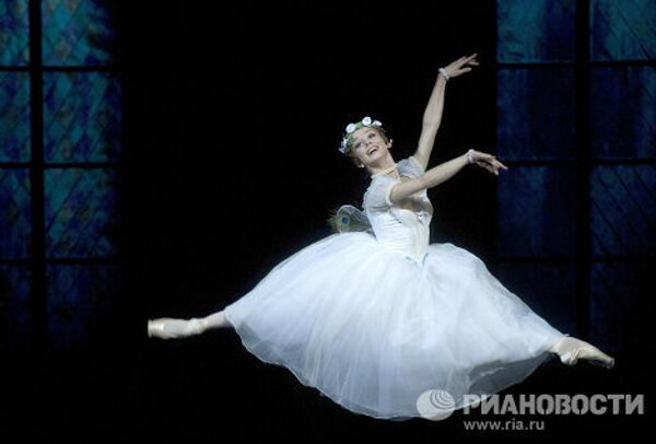 Ballet francés “La Sylphide” se estrena en Moscú - Sputnik Mundo