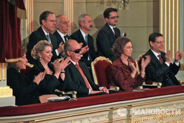 Reyes de España y primera dama de Rusia asisten a gala de ballet en Madrid - Sputnik Mundo
