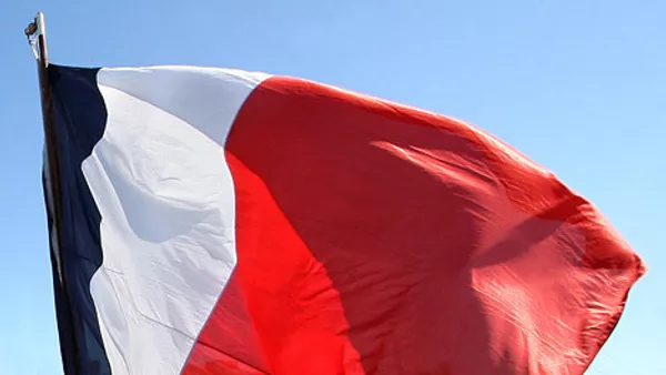 Padre de Sarkozy responde a Erdogan que nunca combatió en Argelia - Sputnik Mundo