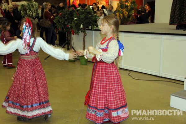 Ladia. Cuento de Invierno 2011 Ladia. Cuento de Invierno 2011 - Sputnik Mundo