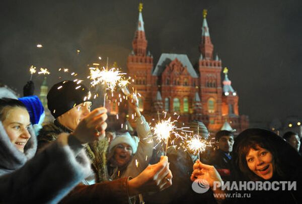 Festejo de Año Nuevo en Rusia - Sputnik Mundo