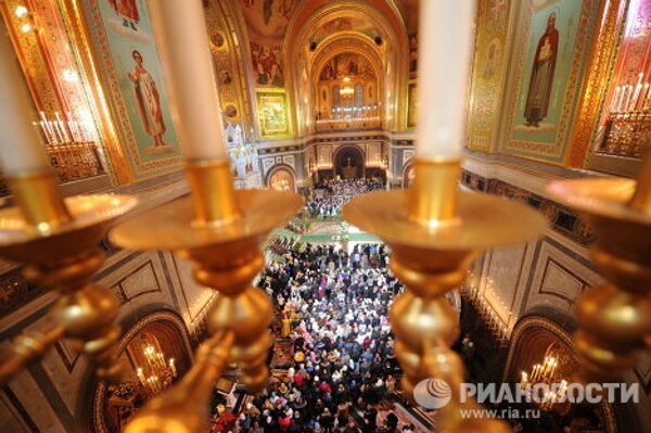 Iglesia Ortodoxa Rusa celebra Natividad de Cristo  - Sputnik Mundo