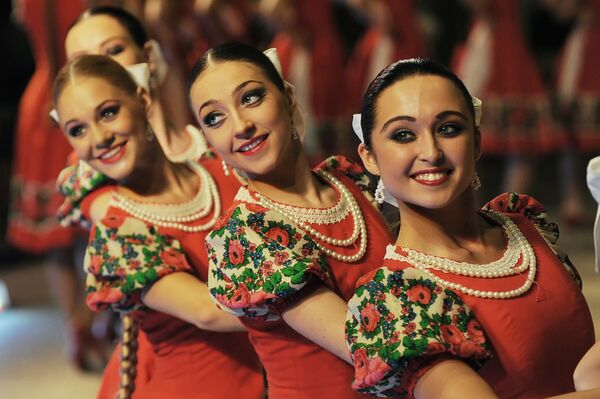 Conjunto de Danza Moiséyev, guardián de tradiciones folklóricas  - Sputnik Mundo