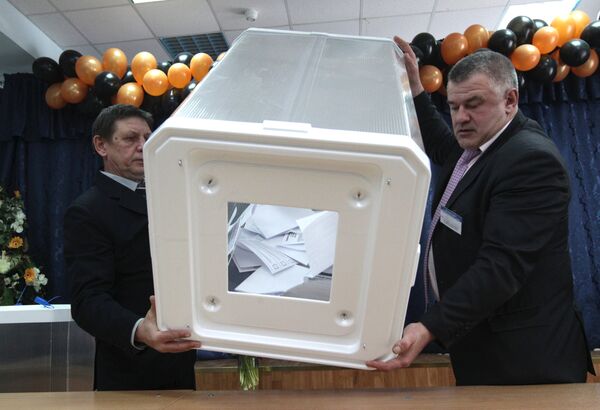 Moscovitas podrán dar sus votos a Napoleón  o Pedro I durante un ensayo de las presidenciales - Sputnik Mundo