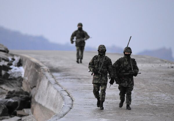 Corea del Sur conmemorará con maniobras el bombardeo de la isla de Yeonpyeong - Sputnik Mundo