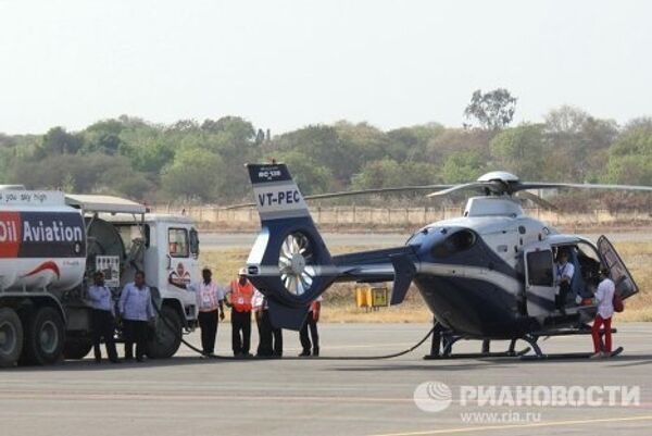 Empresas de 18 países exhiben sus equipos aeronáuticos en la feria India Aviation 2012 - Sputnik Mundo