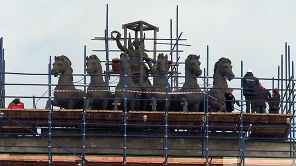 Comienza la restauración del Arco del Triunfo de Moscú - Sputnik Mundo