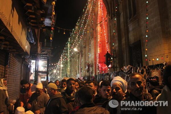 Festejos en El Cairo por el día del nacimiento del imán Husein - Sputnik Mundo