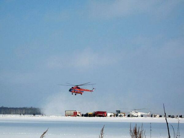 El accidente del avión ATR-72 en las afueras de Tiumen - Sputnik Mundo