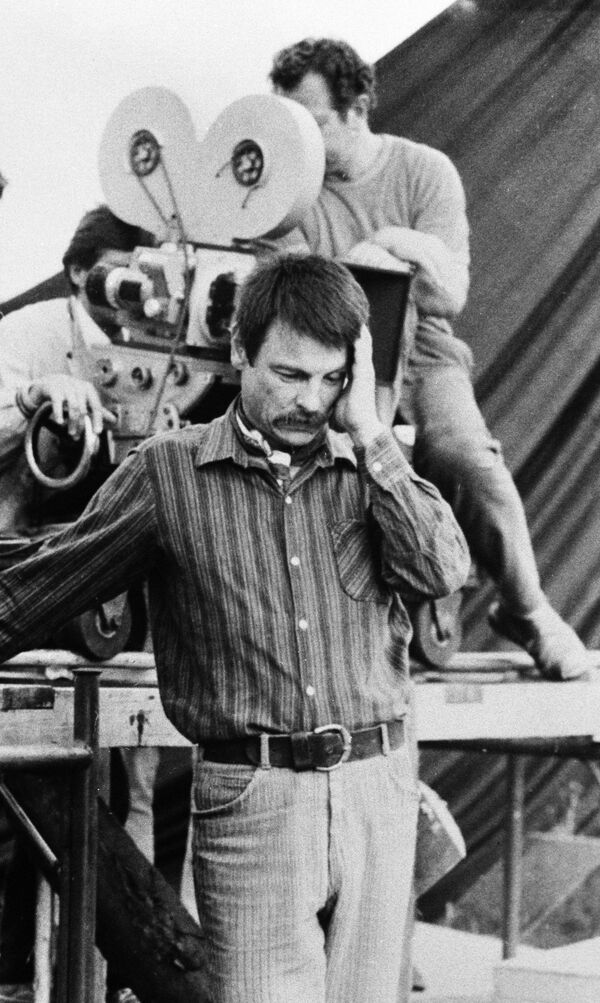 Andréi Tarkovski en el espejo de la fotografía. Secuencias raras - Sputnik Mundo