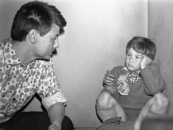 Andréi Tarkovski en el espejo de la fotografía. Secuencias raras - Sputnik Mundo