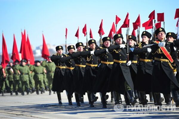 Ensayo del Desfile de la Victoria en las afueras de Moscú - Sputnik Mundo