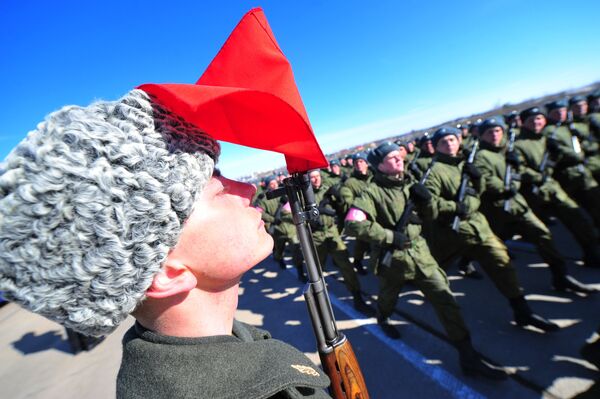 Ensayo del Desfile de la Victoria en las afueras de Moscú - Sputnik Mundo