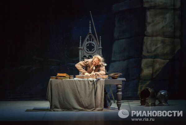 Pasiones españolas en el Teatro Mijáilovski y solistas que se evadieron del Bolshoi - Sputnik Mundo