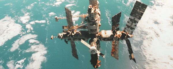 La estación orbital Mir - Sputnik Mundo