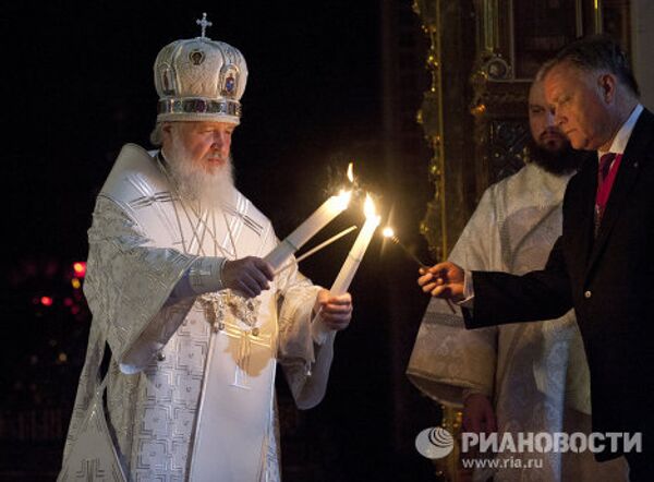Misa de Pascua en la catedral de Cristo Salvador de Moscú - Sputnik Mundo