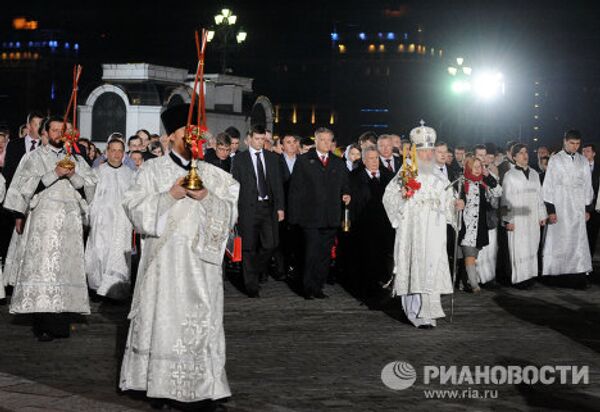 Misa de Pascua en la catedral de Cristo Salvador de Moscú - Sputnik Mundo