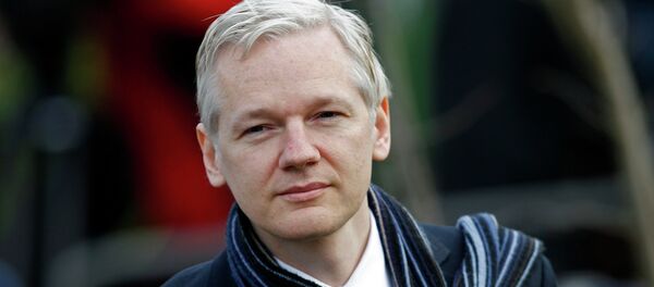 El Reino Unido gastó casi 14 millones de dólares en vigilar la embajada de Ecuador - Sputnik Mundo