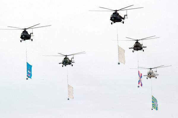 Rusia gastará más de mil millones de dólares en ayuda al sector de helicópteros comerciales - Sputnik Mundo