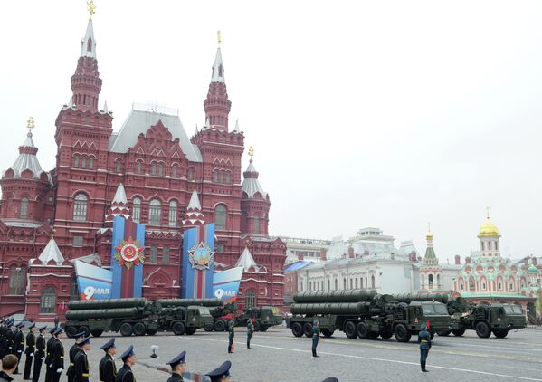 Desfile del Día de la Victoria en la Plaza Roja - Sputnik Mundo